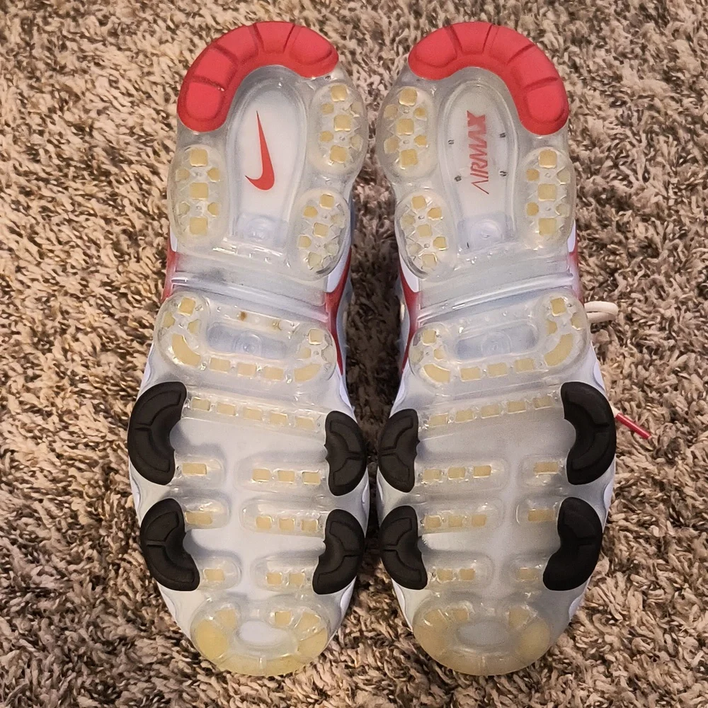 Nike Air VaporMax Plus - White and Red Accents - Picture 7 of 8